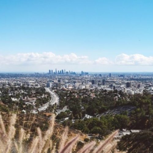 Scenic view of Los Angeles skyline, the location for specialized fearful avoidant attachment therapy services